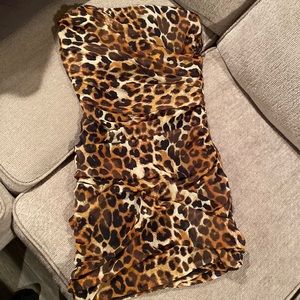 NWOT cheetah print dress from Express- Size 8